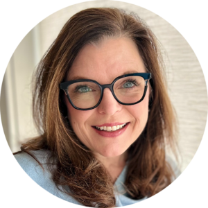 Laurie Campbell-Leslie headshot