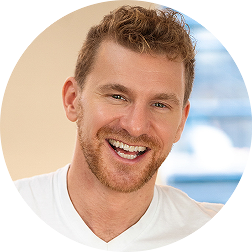 Photo of Adam Overett.